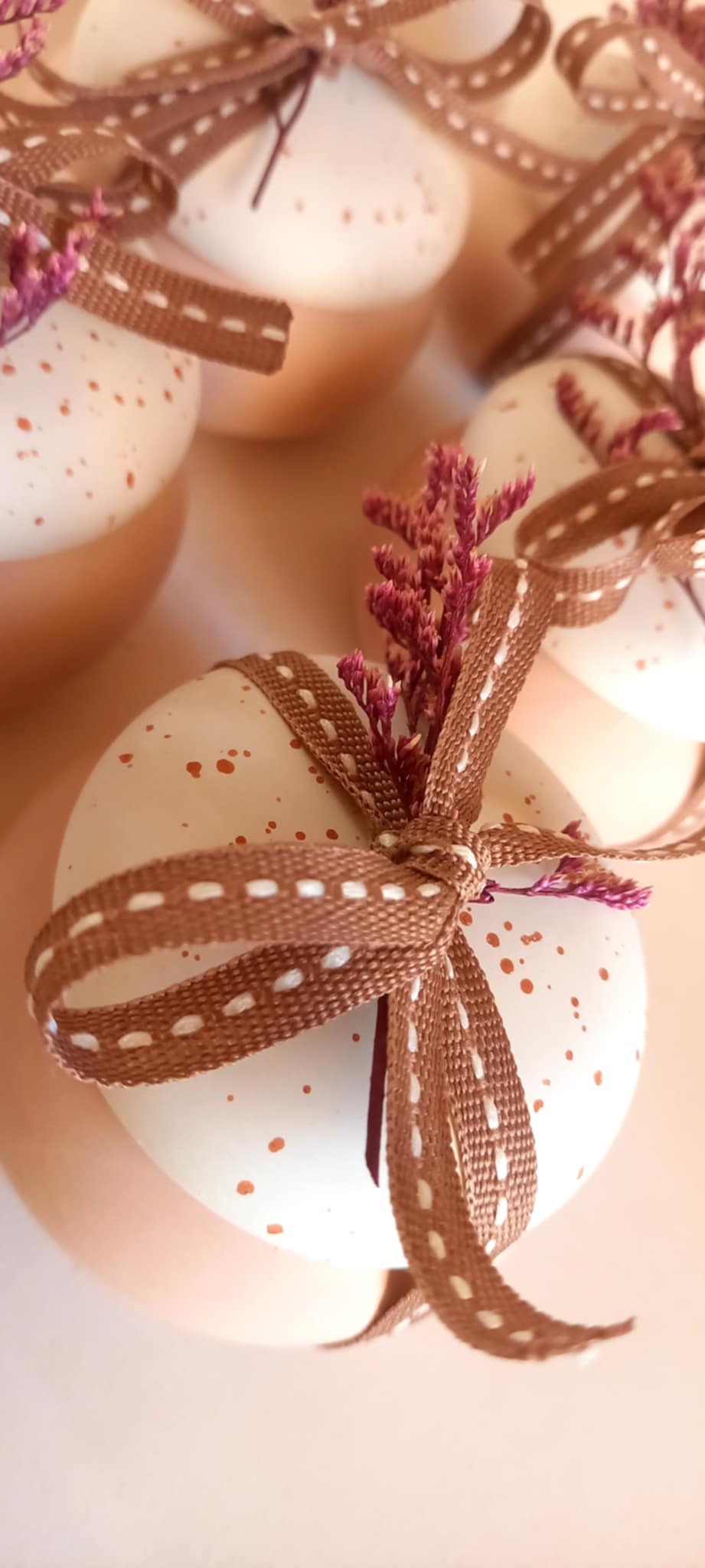 Μπομπονιέρα βάπτισης μπιζουτιέρα με αποξηραμένο λουλούδι