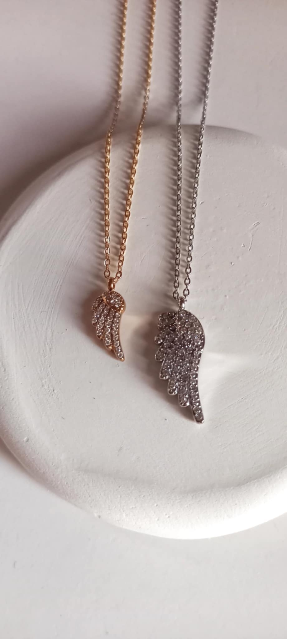 Κολιέ με αλυσίδα και ατσάλινο μοτίφ με ζιργκόν