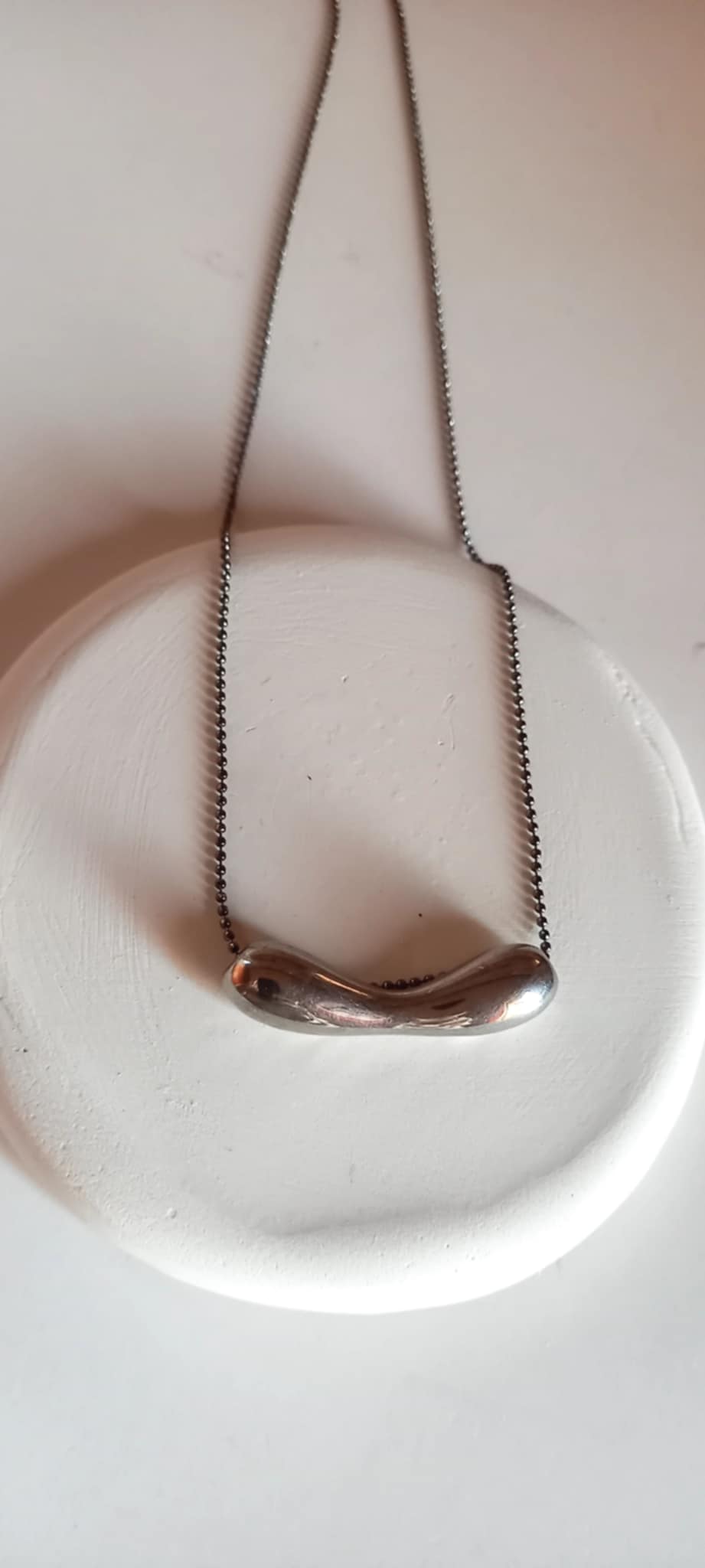 Κολιέ με ατσάλινο στοιχείο