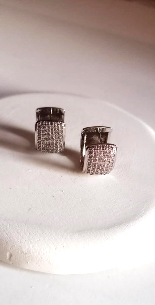 Κρίκοι από ατσάλι με λευκά ζιργκόν