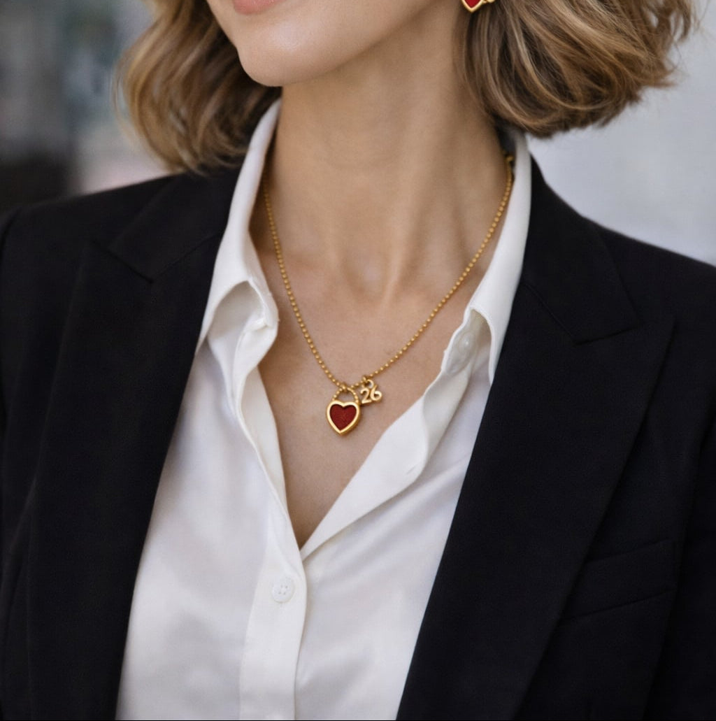 Κολιέ - γούρι 2026 με μοτίφ καρδιά