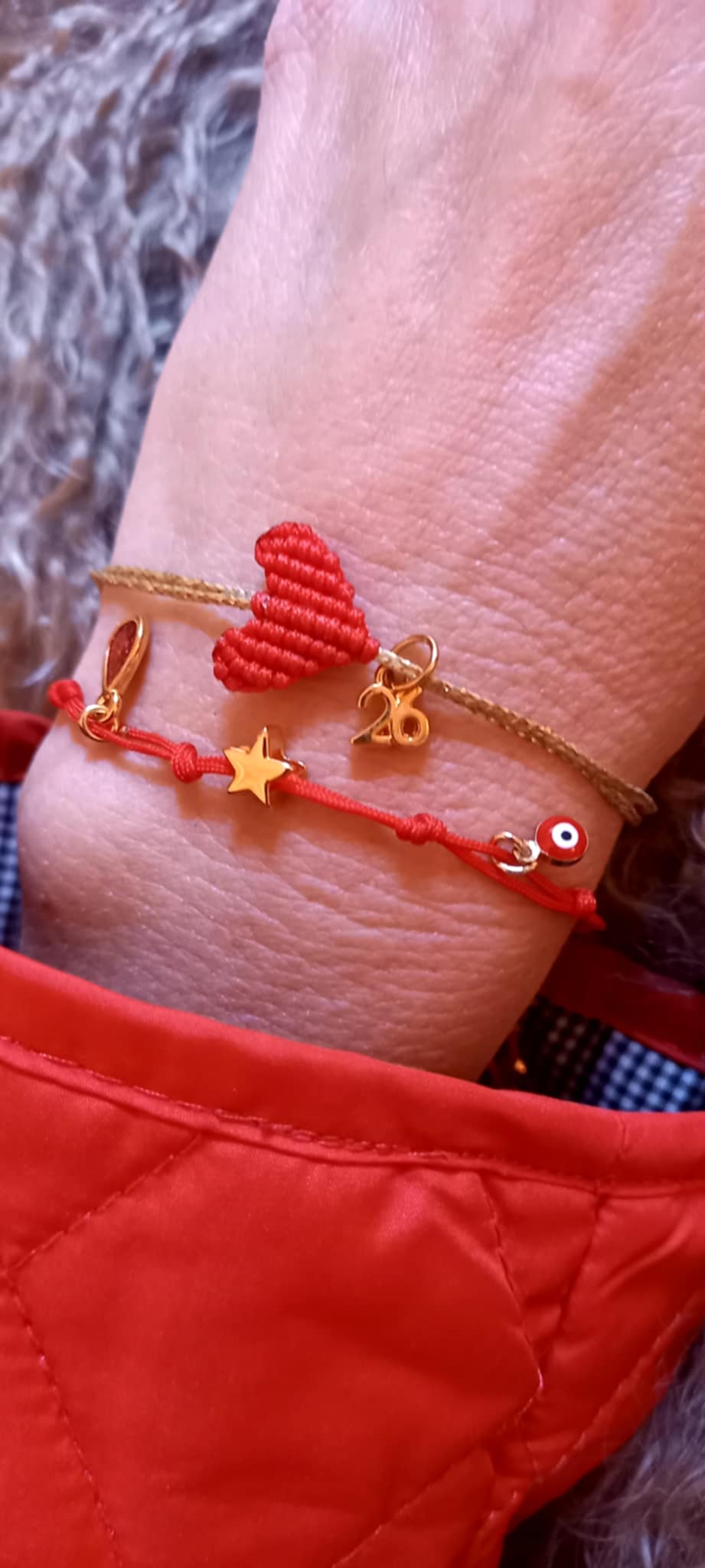 Βραχιόλι με κρεμαστά στοιχεία