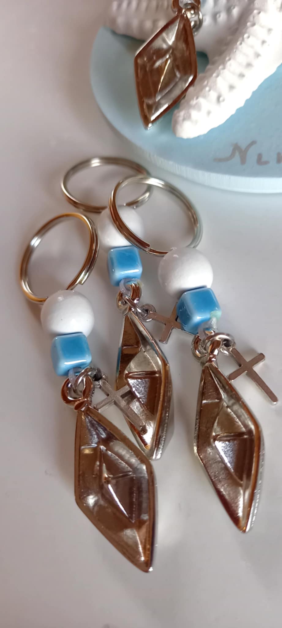 Μαρτυρικό βάπτισης μπρελόκ με καραβάκι, σταυρό και χάντρες