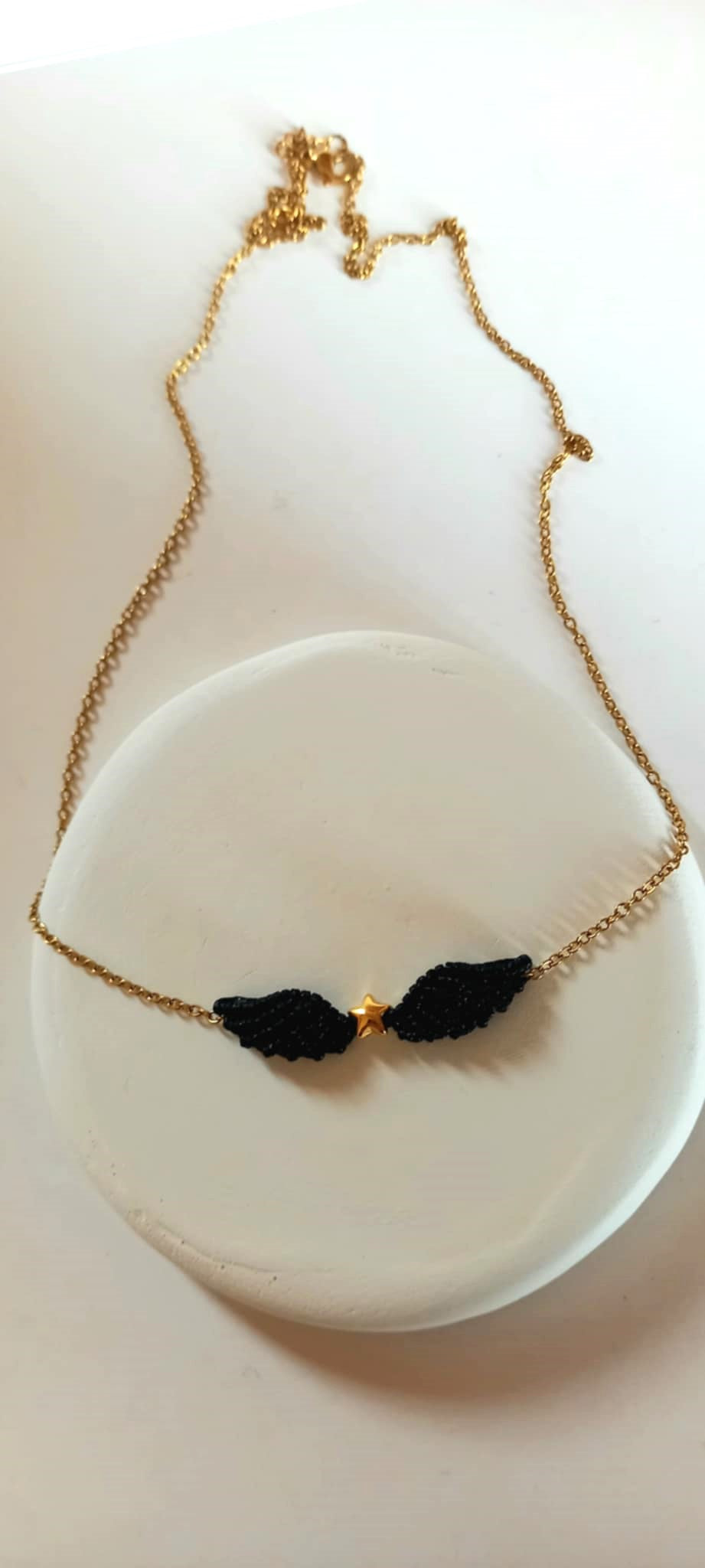 Κολιέ με μακραμέ φτερό αγγέλου και αστέρι