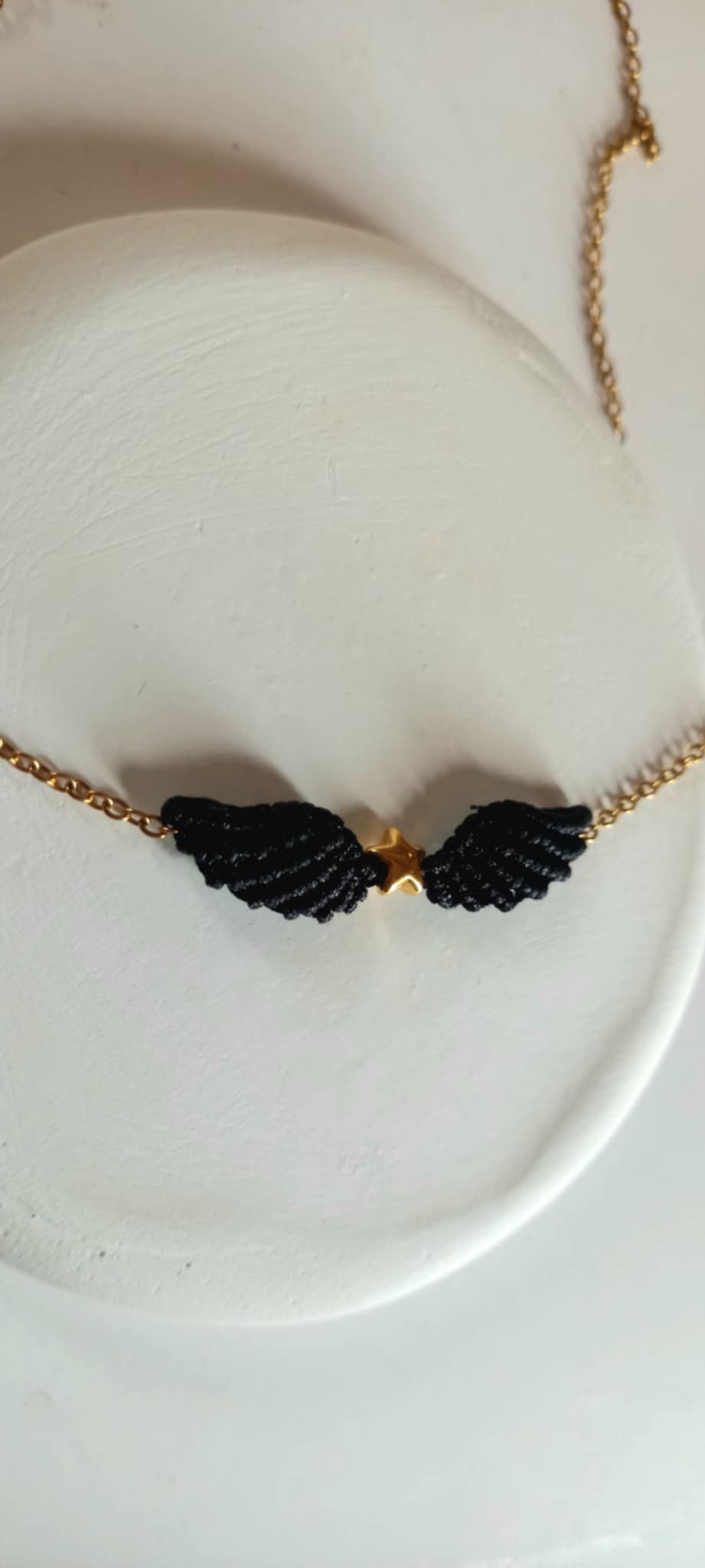 Κολιέ με μακραμέ φτερό αγγέλου και αστέρι