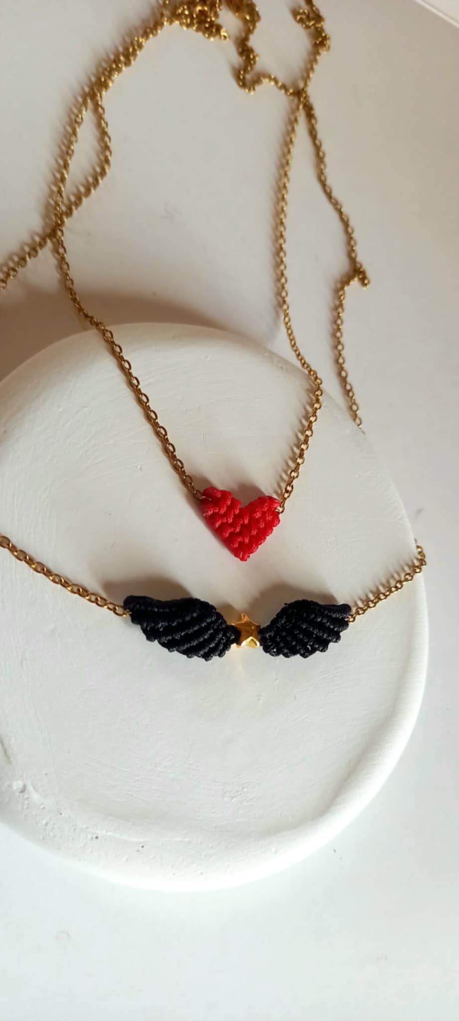 Κολιέ με μακραμέ καρδιά