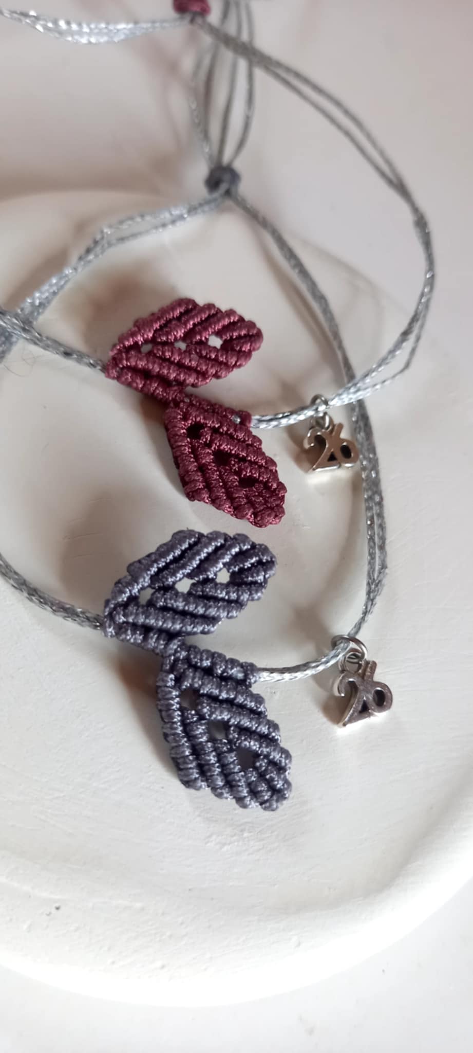 Βραχιόλι - γούρι με μακραμέ φύλλα