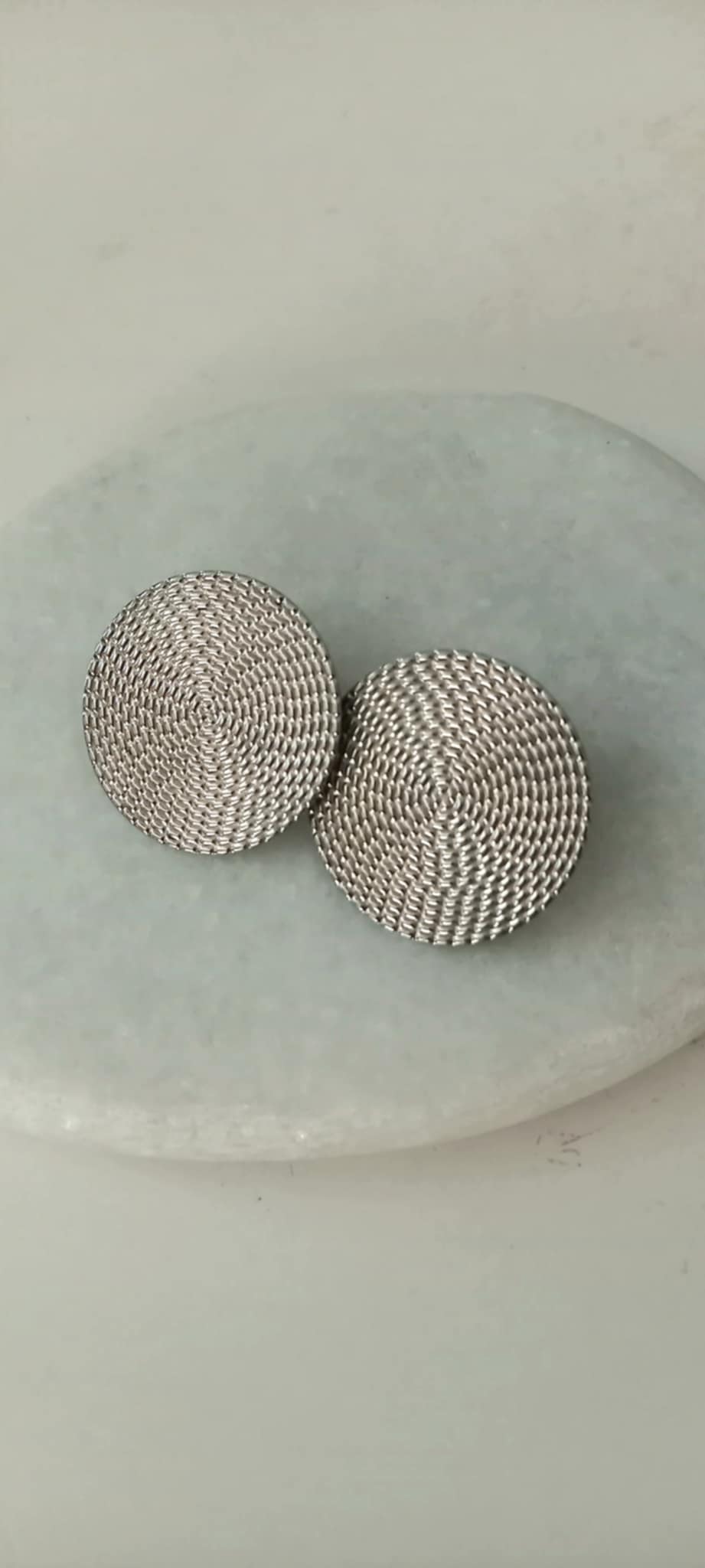 Εντυπωσιακά σκουλαρίκια δίσκοι από ατσάλι σε δύο χρώματα
