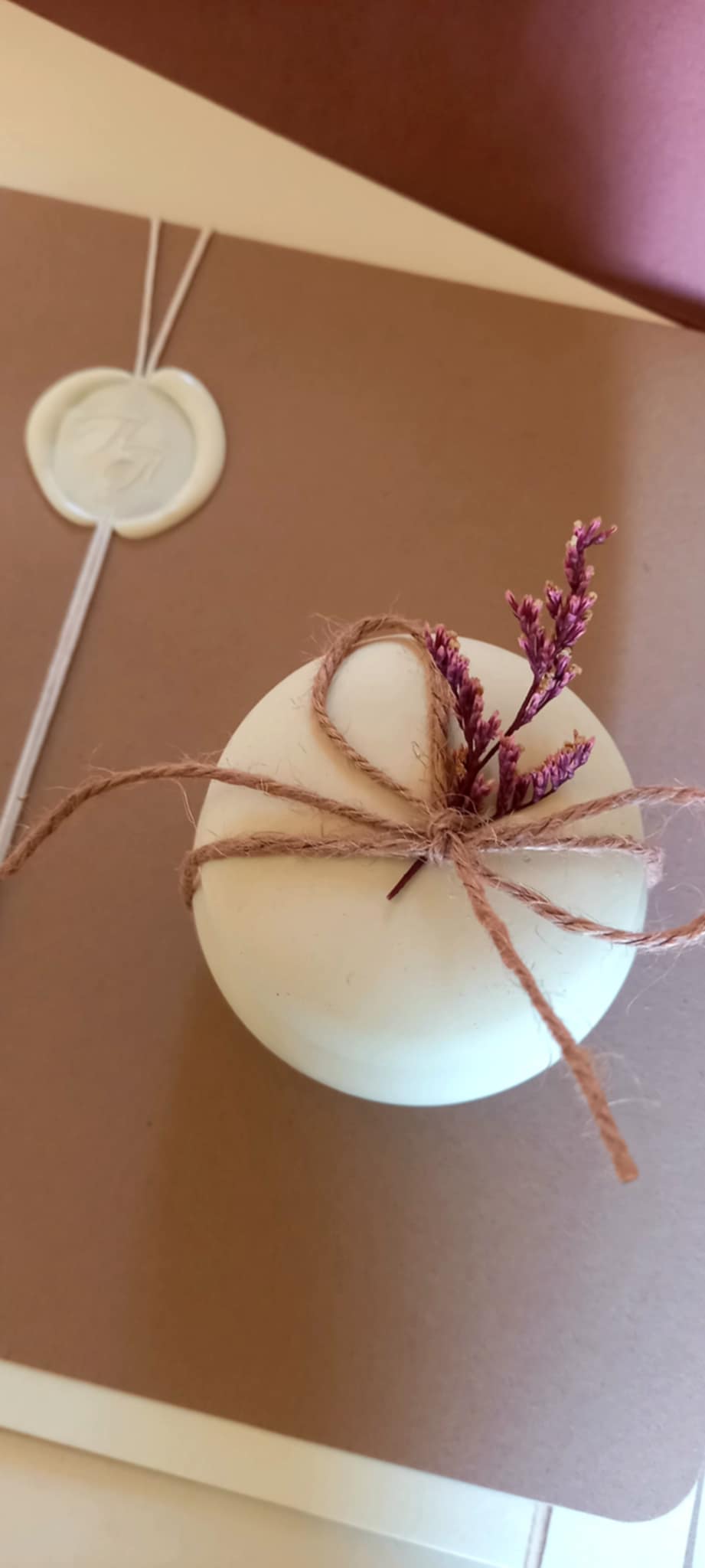 Μπομπονιέρα γάμου - βάπτισης μπιζουτιέρα με αποξηραμένο λουλούδι