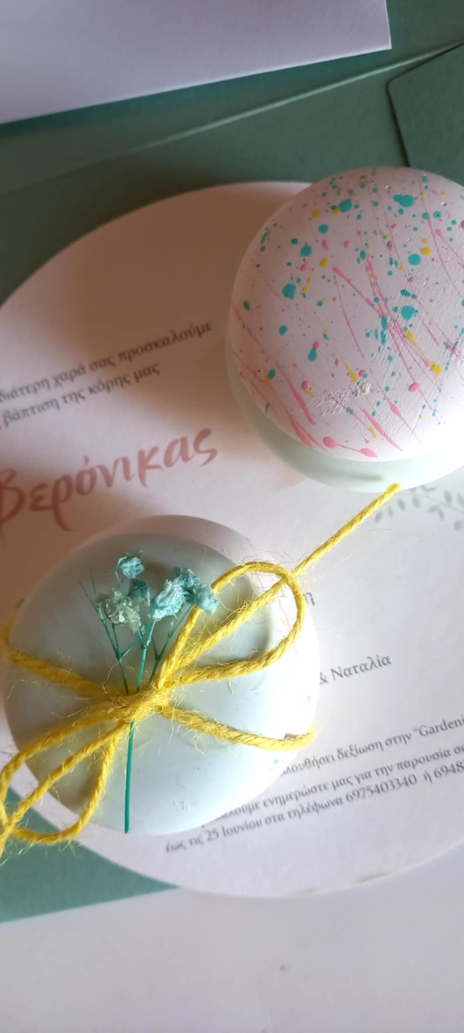 Μπομπονιέρα βάπτισης μπιζουτιέρα με αποξηραμένο λουλούδι