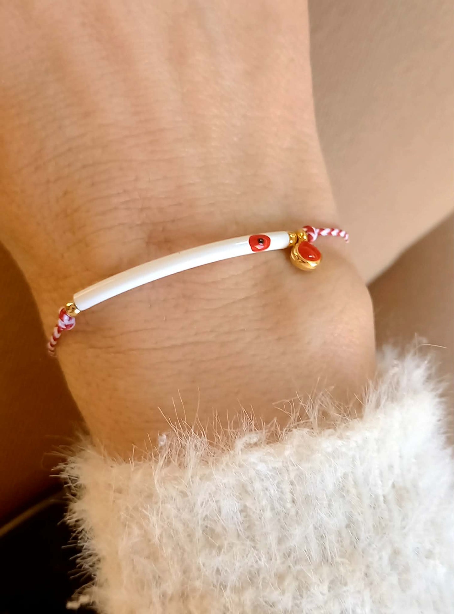 Βραχιόλι μαρτάκι με μπάρα και επιχρυσωμένο στοιχείο