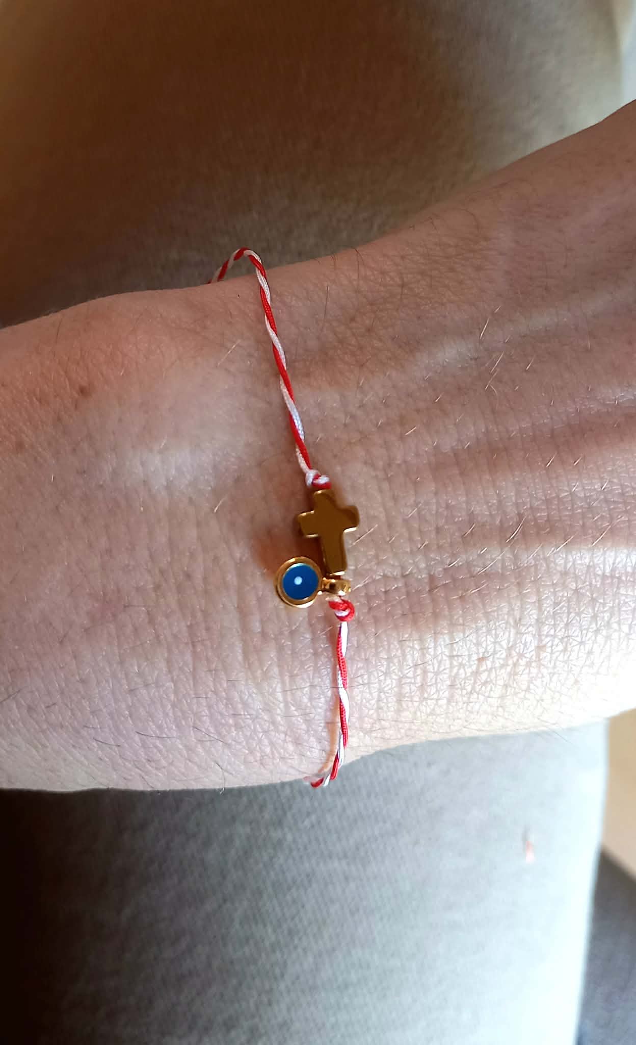 Βραχιόλι μαρτάκι με σταυρό αιματίτη και μάτι