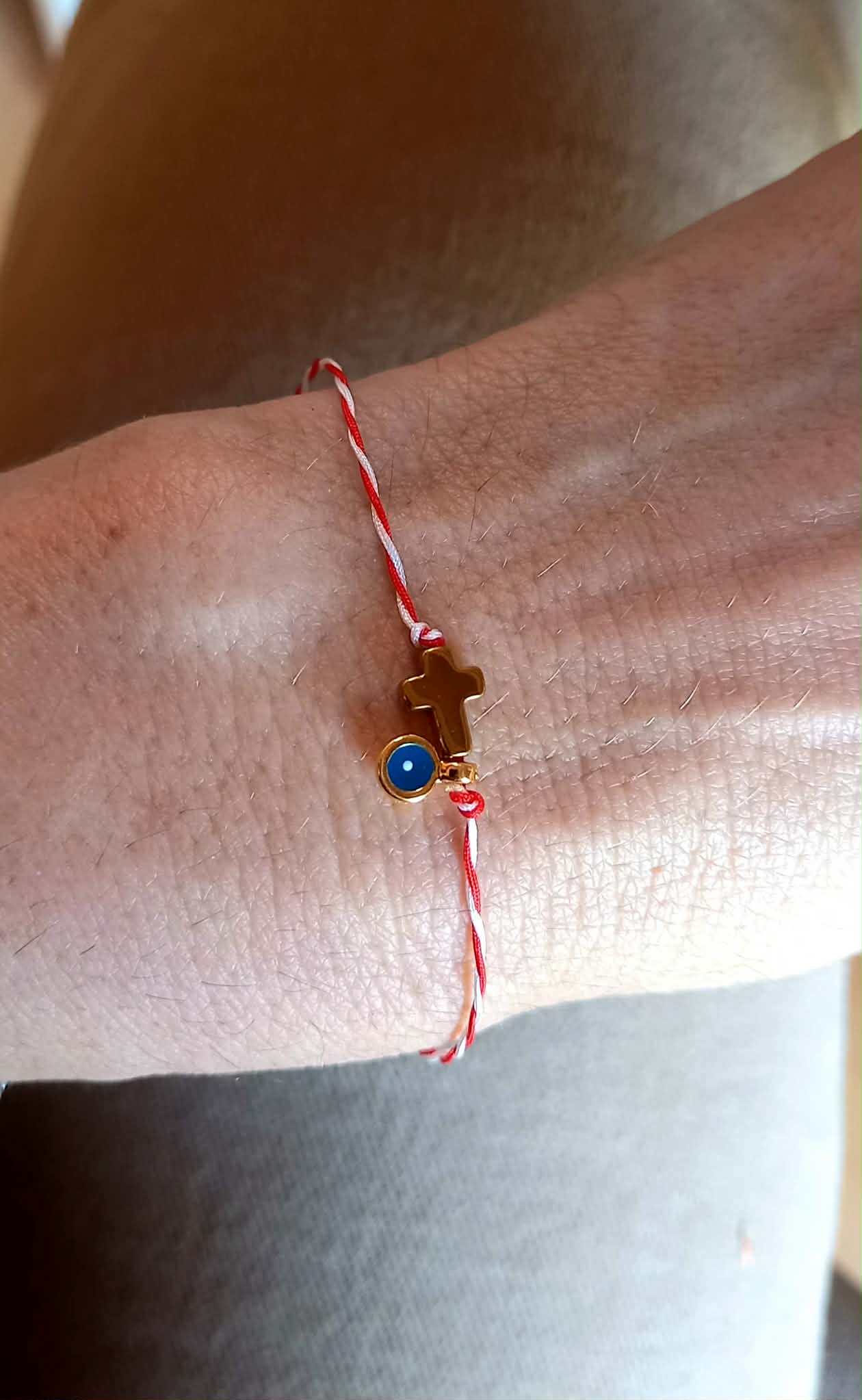 Βραχιόλι μαρτάκι με σταυρό αιματίτη και μάτι