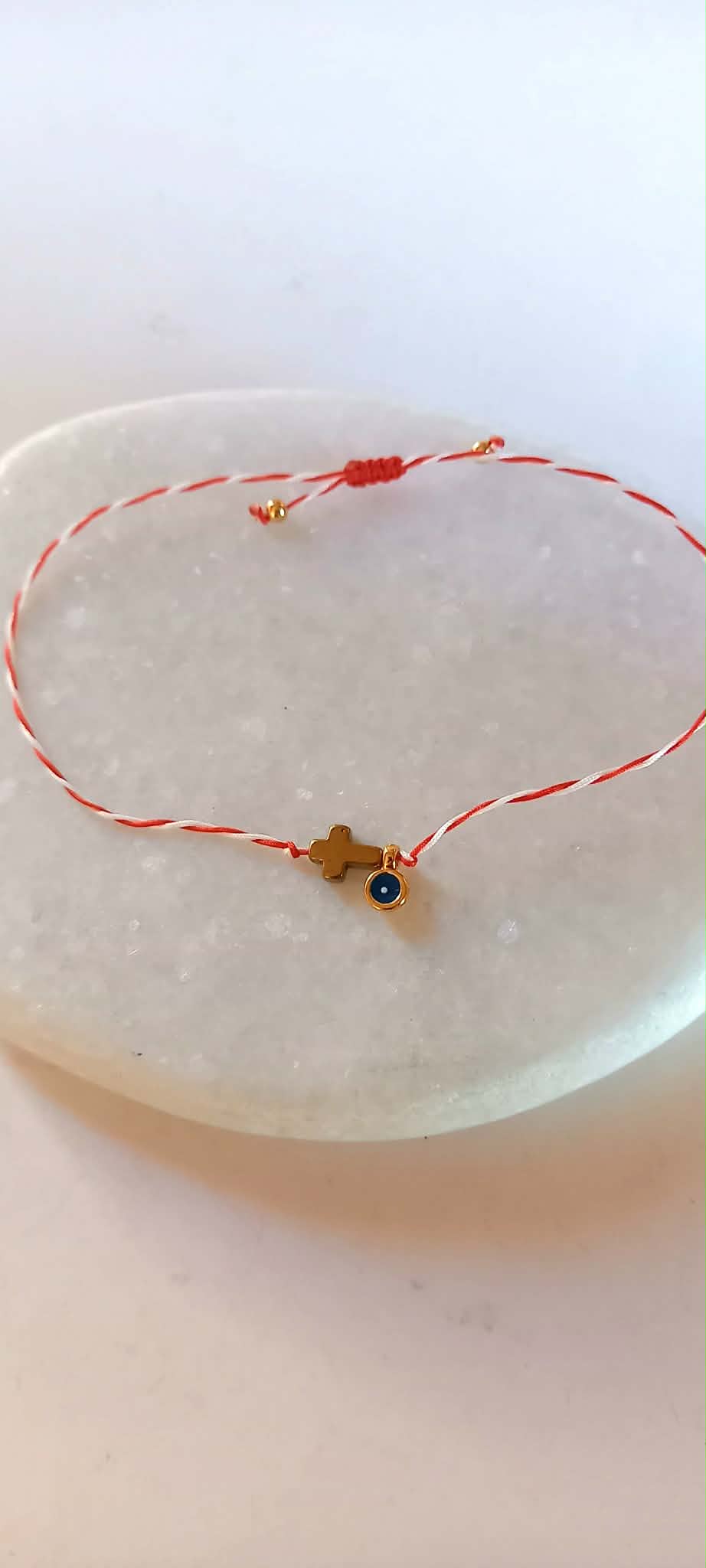 Βραχιόλι μαρτάκι με σταυρό αιματίτη και μάτι
