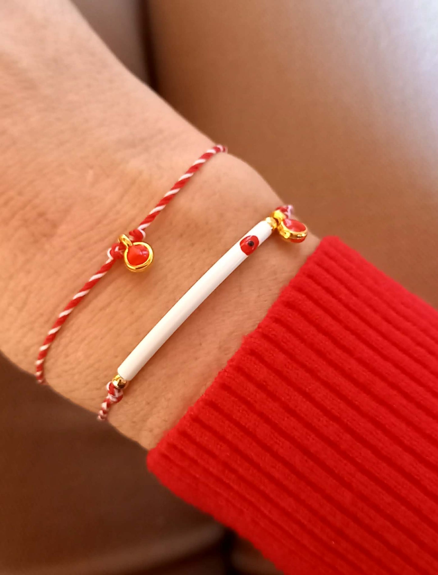 Βραχιόλι μαρτάκι με μπάρα και επιχρυσωμένο στοιχείο