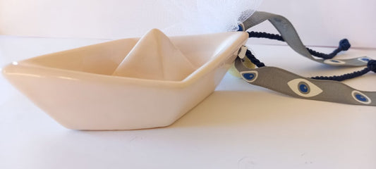 Μπομπονιέρα βάπτισης καράβι με στριφτό κορδόνι και κορδέλα