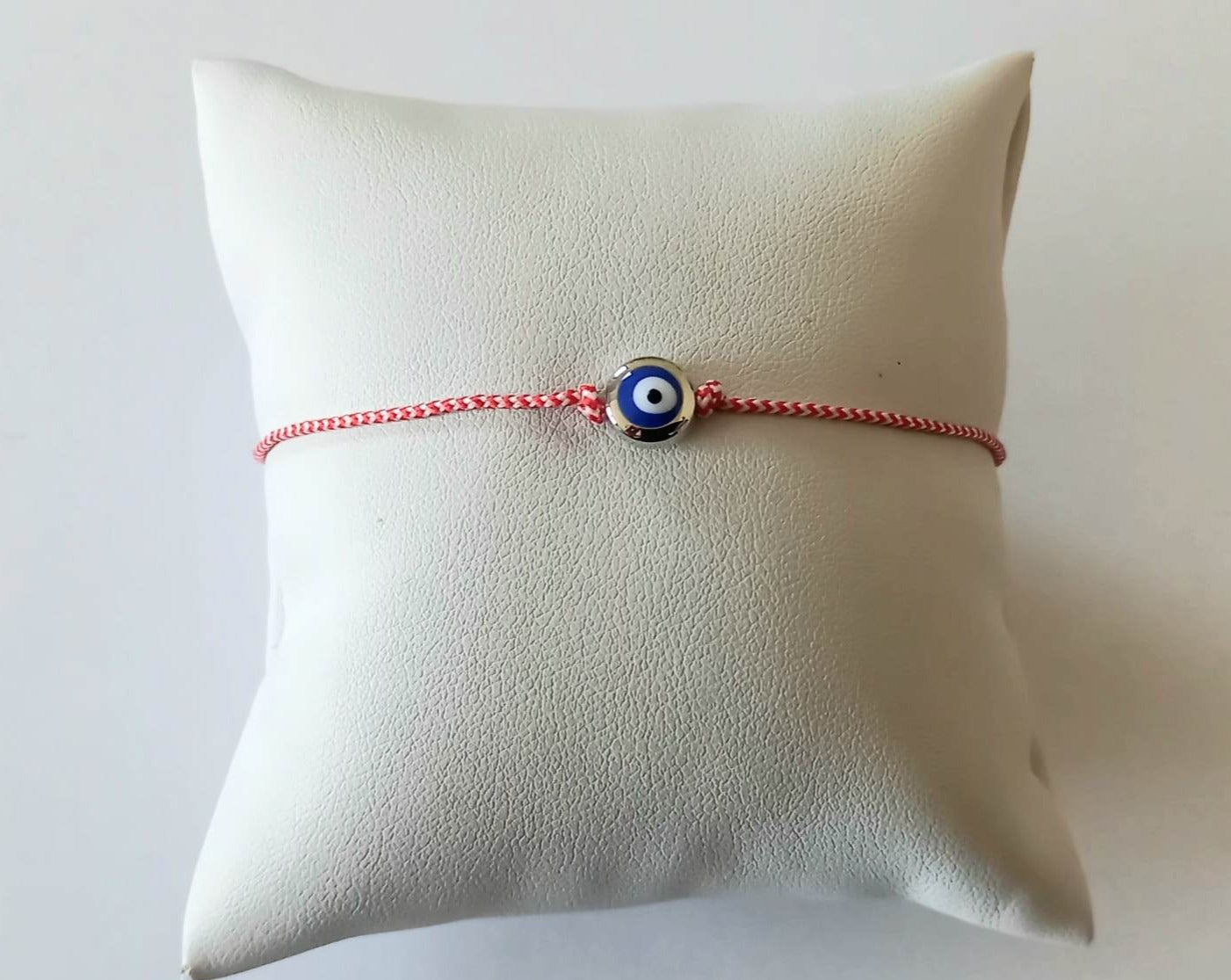 Χειροποίητο μαρτάκι με κορδόνι και μάτι με μπλε σμάλτο