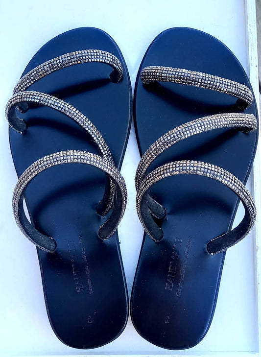 Χειροποίητα δερμάτινα σανδάλια με κρύσταλλα